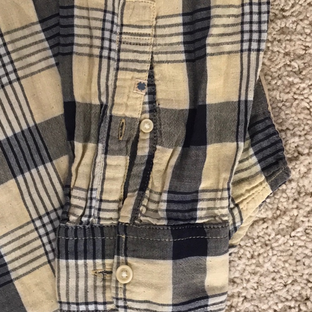 Lucky button down - Picture 3 of 4
